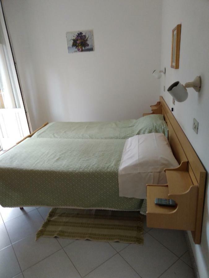 Albergo Villa Canapini Chianciano Terme Exteriör bild